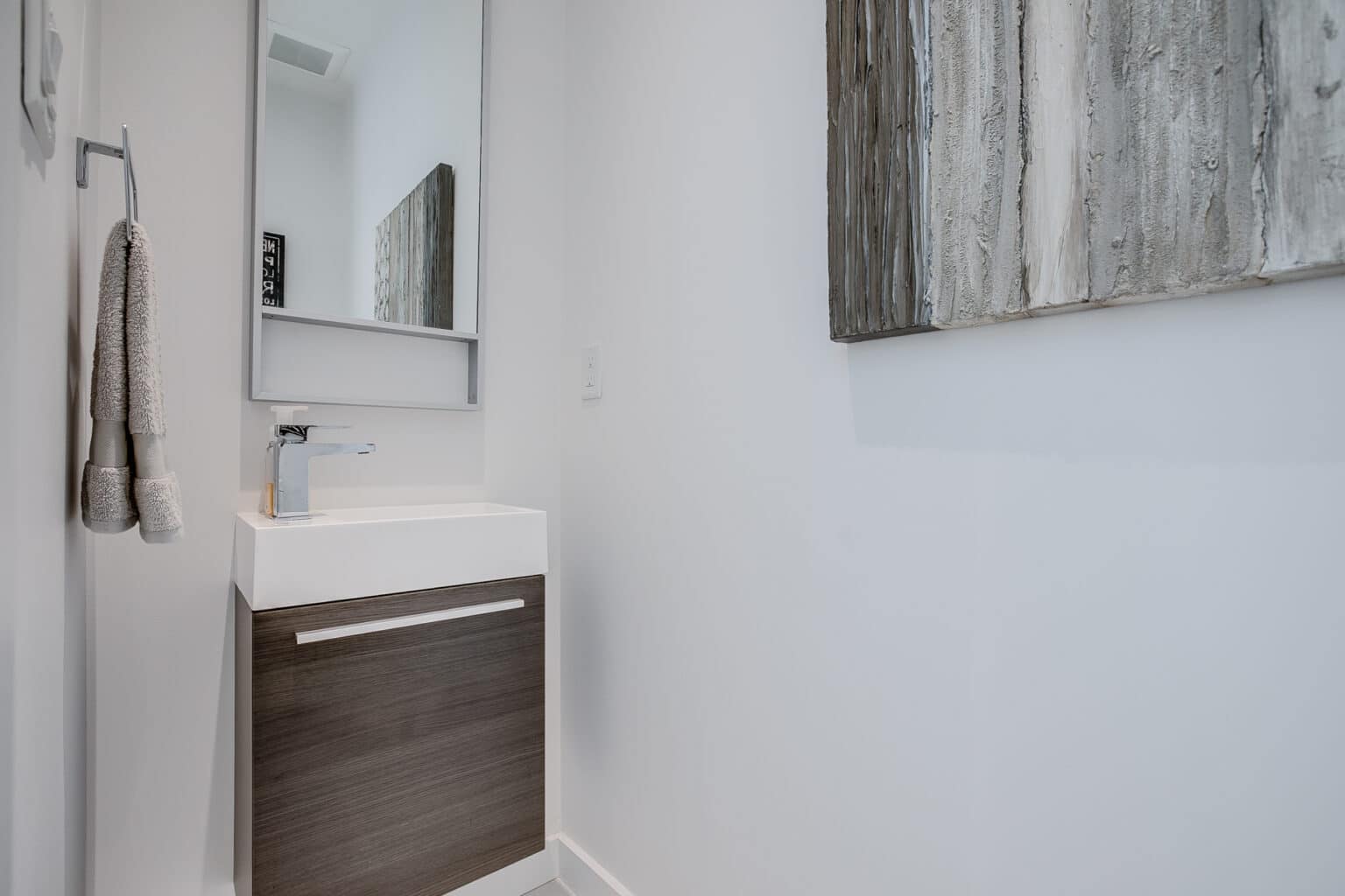Modern Townhome for Sale at Bayview and Eglinton Paul Johnston Unique